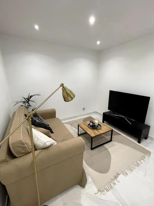 Appartement Cosy Et Moderne Proche De Disneyland Bussy-Saint-Georges Eksteriør billede