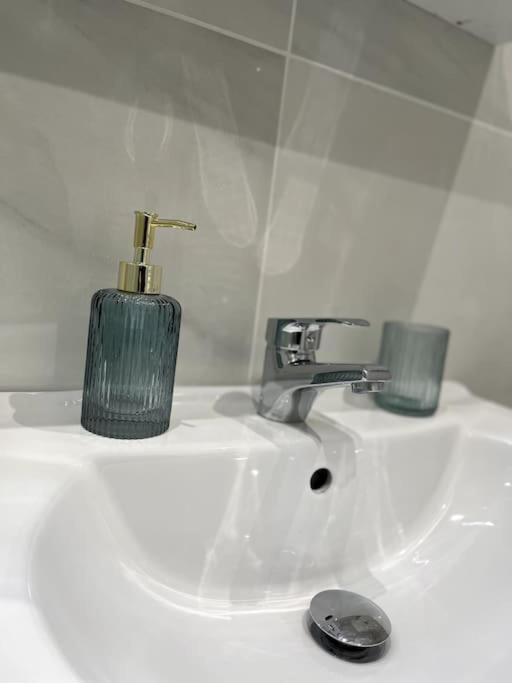 Appartement Cosy Et Moderne Proche De Disneyland Bussy-Saint-Georges Eksteriør billede